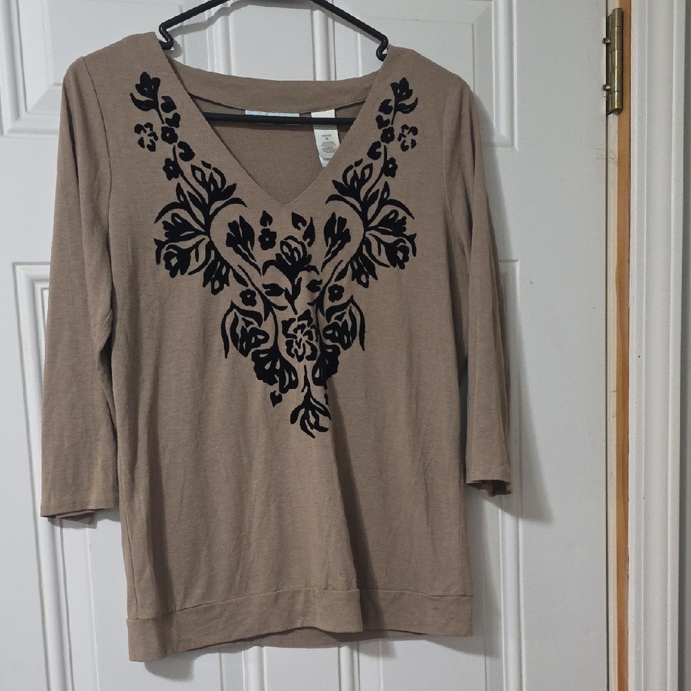 JH Collectibles Beige Top with Black Floral Pattern Petite Medium